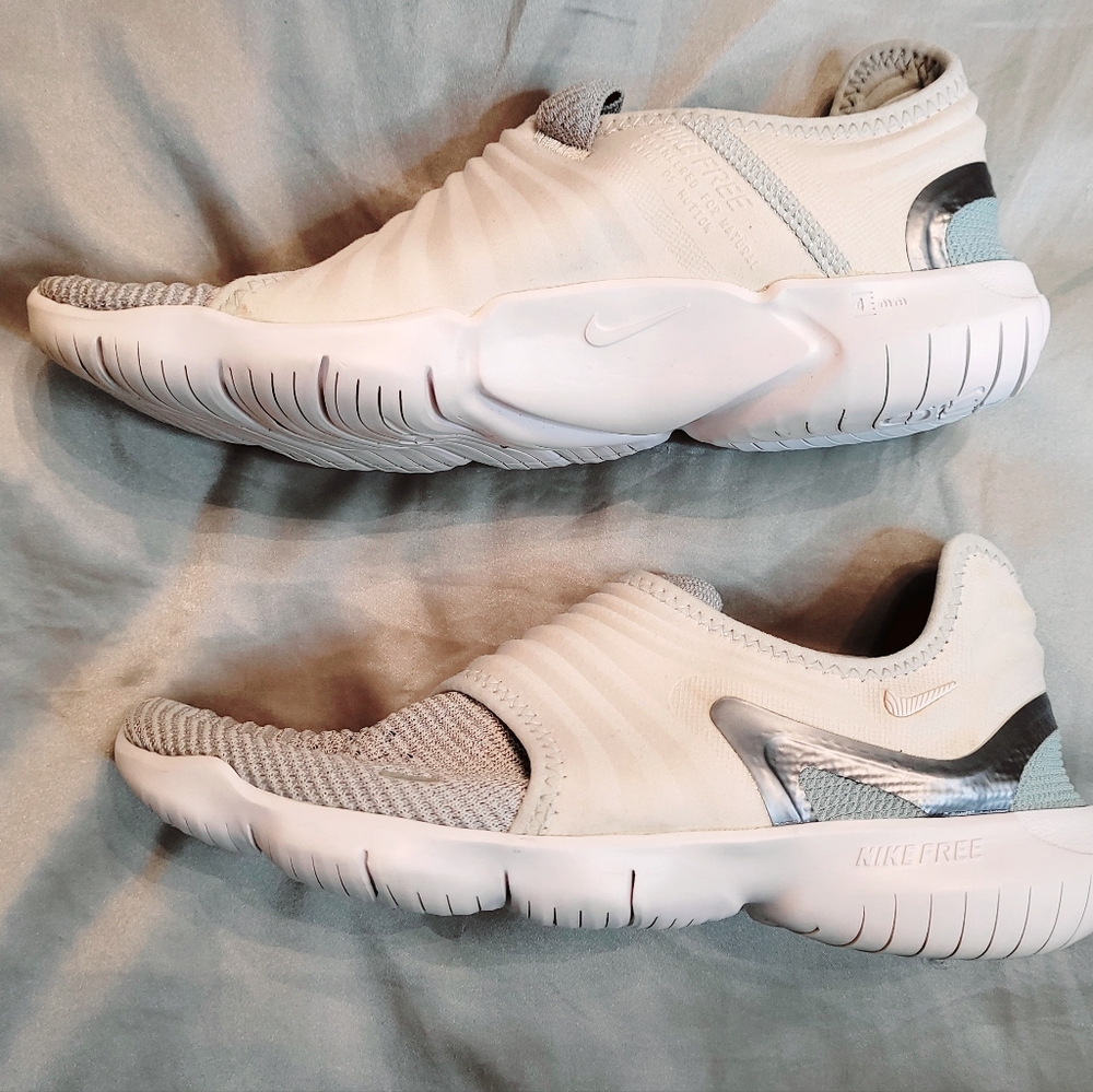 Nike Free Rn Flyknit  Slip on Sneakers. Size 8.5